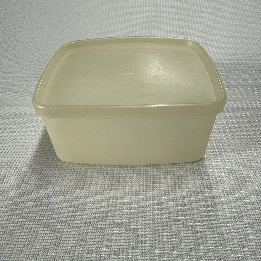 Vintage 1955 Tupperware Millionaire Line 312-36 With Lid 310-12